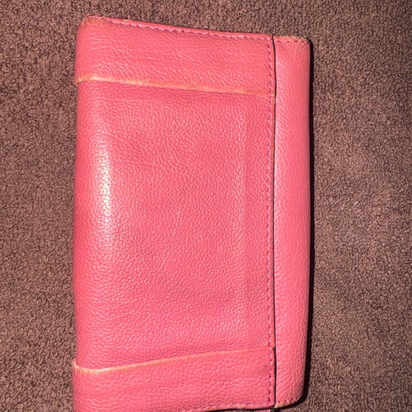 Vintage Chloe Pink Leather wallet with rare turn lock closure. EUC - Picture 2 of 5